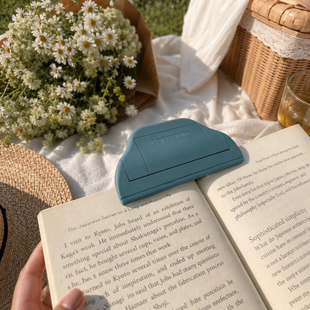 Terasuno Book Clip with light